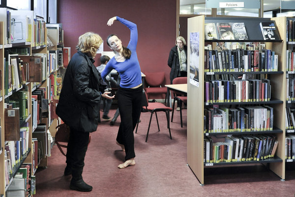 Danse en bibliothèque