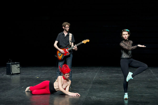 Alina Bilokon & Léa Rault "Tyj" - photo Laurent Philippe